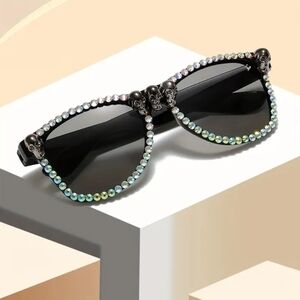 Black Skull Embellished Sunglasses